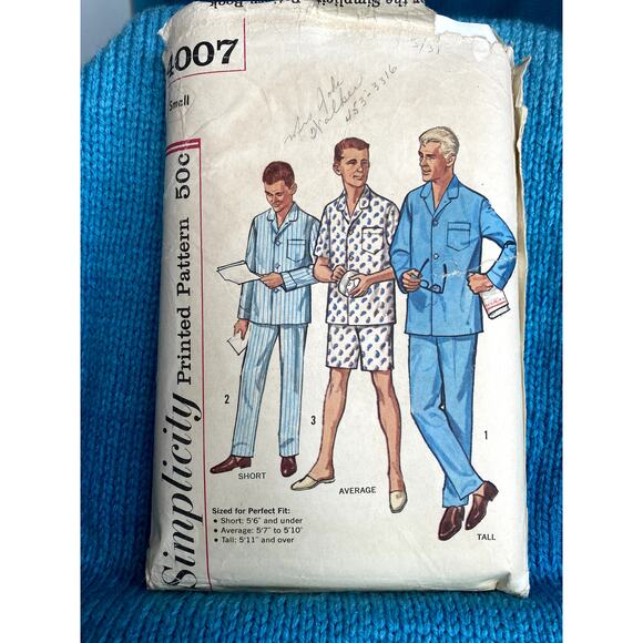 Simplicity 4007 Mens pajamas pattern short average and tall size small - Picture 1 of 5
